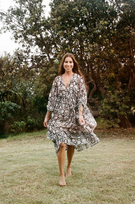 Kyra Midi Dress ~ Pepper